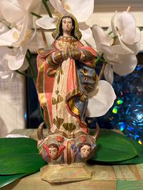 Antica madonna immacolata intagliata in legno