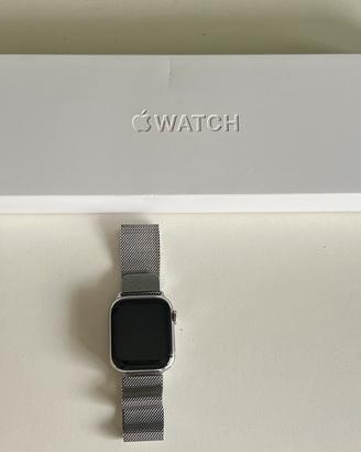 Apple Watch 7 GPS+ cellular in acciaio inox 41 mm