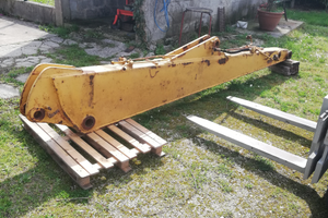 Prolunga braccio escavatore