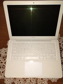 MacBook Bianco Policarbonato da Collezione