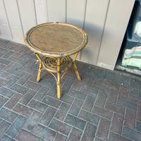 TAVOLO E SEGGIOLE DA ESTERNO