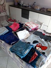 abbigliamento a scelta  bambina dai 7 ai 10 anni