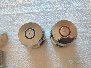 Rubinetti doppia manopola 