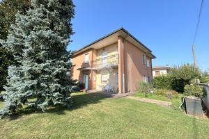 VILLA SINGOLA A VISANO