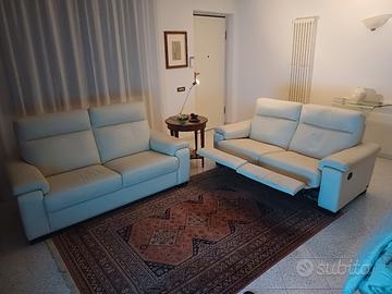 n.2 divani da 2 posti 