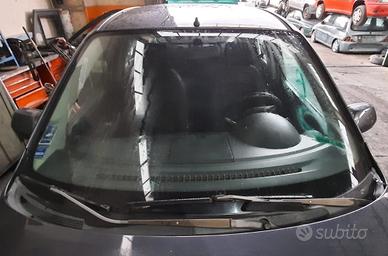 MAZDA 2 2006 - PARABREZZA ANTERIORE