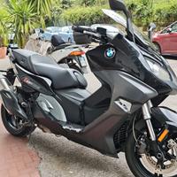 BMW C 650 sport colore nero - come un gioiello