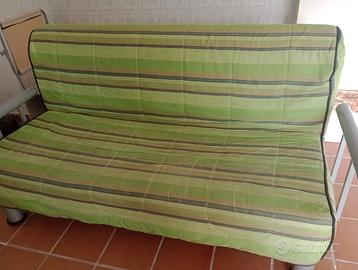 Divano Letto Verde a Righe