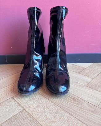 Stivaletto vernice nera