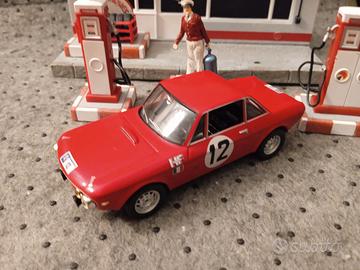 Lancia Fulvia Coupè Rally macchinina edicola 1/43