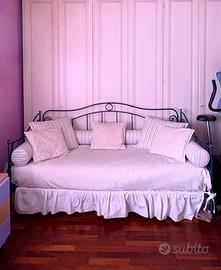 Letto singolo ferro battuto con ruote