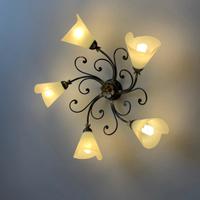 lampadario in ferro battuto