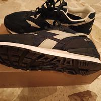 SNEAKERS Diadora N92 BLUE

TGL 44