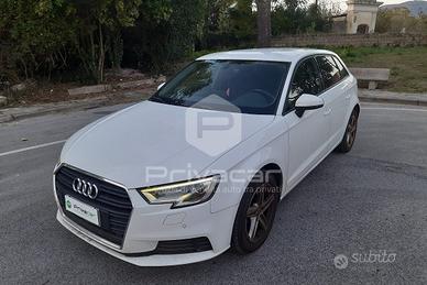 AUDI A3 1.6 TDI 116 CV S tronic Business