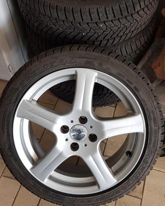gomme invernali 195/45 R16 + cerchi, pari a nuovo
