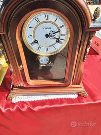 orologio a pendolo