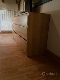 Comodino in legno chiaro – 6 cassetti