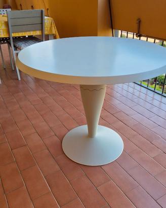 Tavolo rotondo Kartell