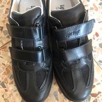 scarpe da uomo con strap