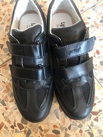 scarpe da uomo con strap