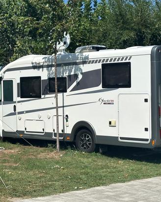 CAMPER MOTORHOME