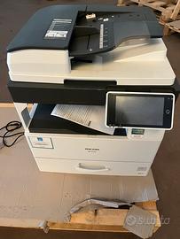 Stampante toner Ricoh IM 2702 in bianco/nero