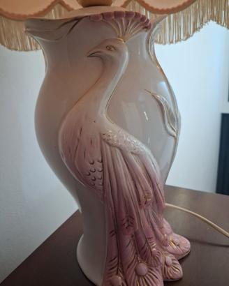 Lampada da tavolo con pavone