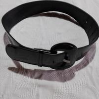 cintura da donna in pelle nera 