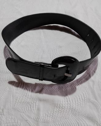 cintura da donna in pelle nera 