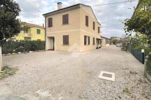 PORZIONE DI BIFAMILIARE A COTIGNOLA