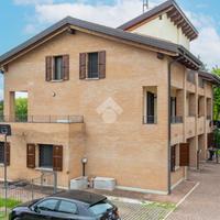 PORZIONE DI BIFAMILIARE A QUATTRO CASTELLA