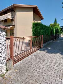 Villetta a schiera di testa