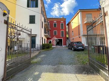 3 LOCALI A CANELLI