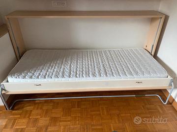 Letto pieghevole per ospiti