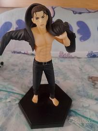 action figure Attack on titan 