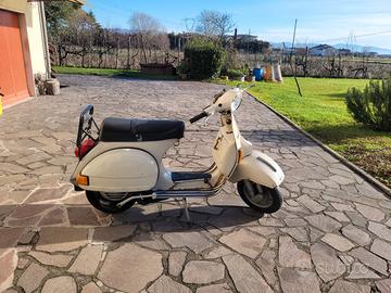 Piaggio Vespa P 200 E - 1982