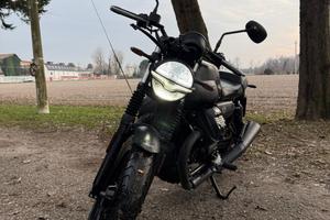 Moto Guzzi V7 stone 850 abs