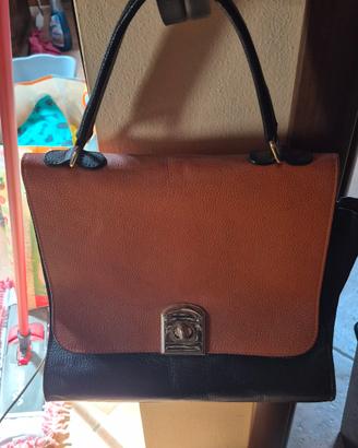 Borsa a mano in similpelle nera e cuoio/arancione
