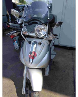 A Motore Piaggio (ciclomotori) Beverly 2004