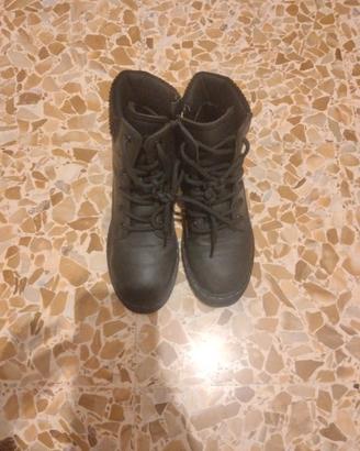 Stivaletti bassi bimba nr. 33