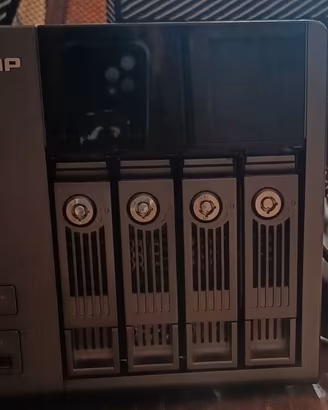 nas qnap 