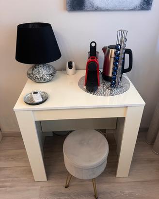 Tavolo consollole allungabile