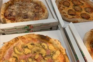 Pizzeria d'asporto e consegna a domicilio