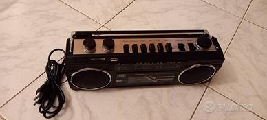 RADIO REGISTRATORE CASSETTE  PORTATILE TREVI