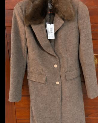CAPPOTTO IN LANA CON COLLO IN PELLICCIA