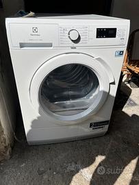 Asciugatrice electrolux 8kg FUNZIONANTE
