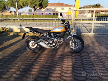 Ducati scrambler 800 clasic