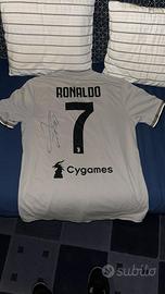 Maglia originale firmata. C.Ronaldo/Nedved/Pogba