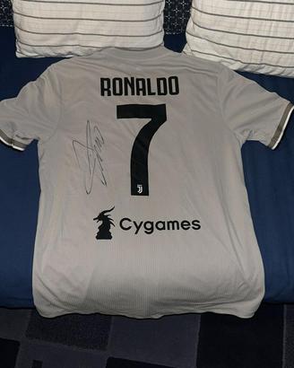 Maglia originale firmata. C.Ronaldo/Nedved/Pogba
