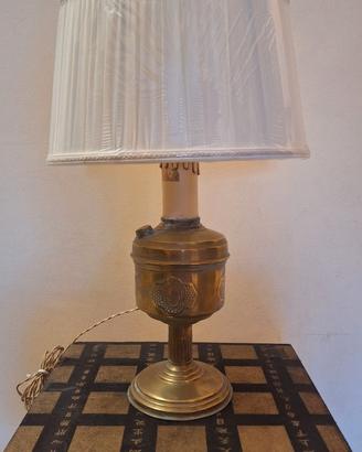 Lampada in ottone - ex lampada a cherosene
